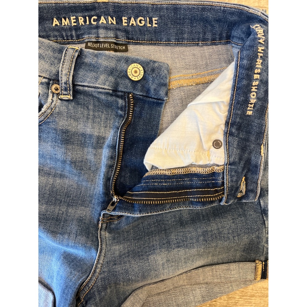 American Eagle Curvy Hi-Rise Shortie Denim Shorts Blue Size 2 Next Level Stretch